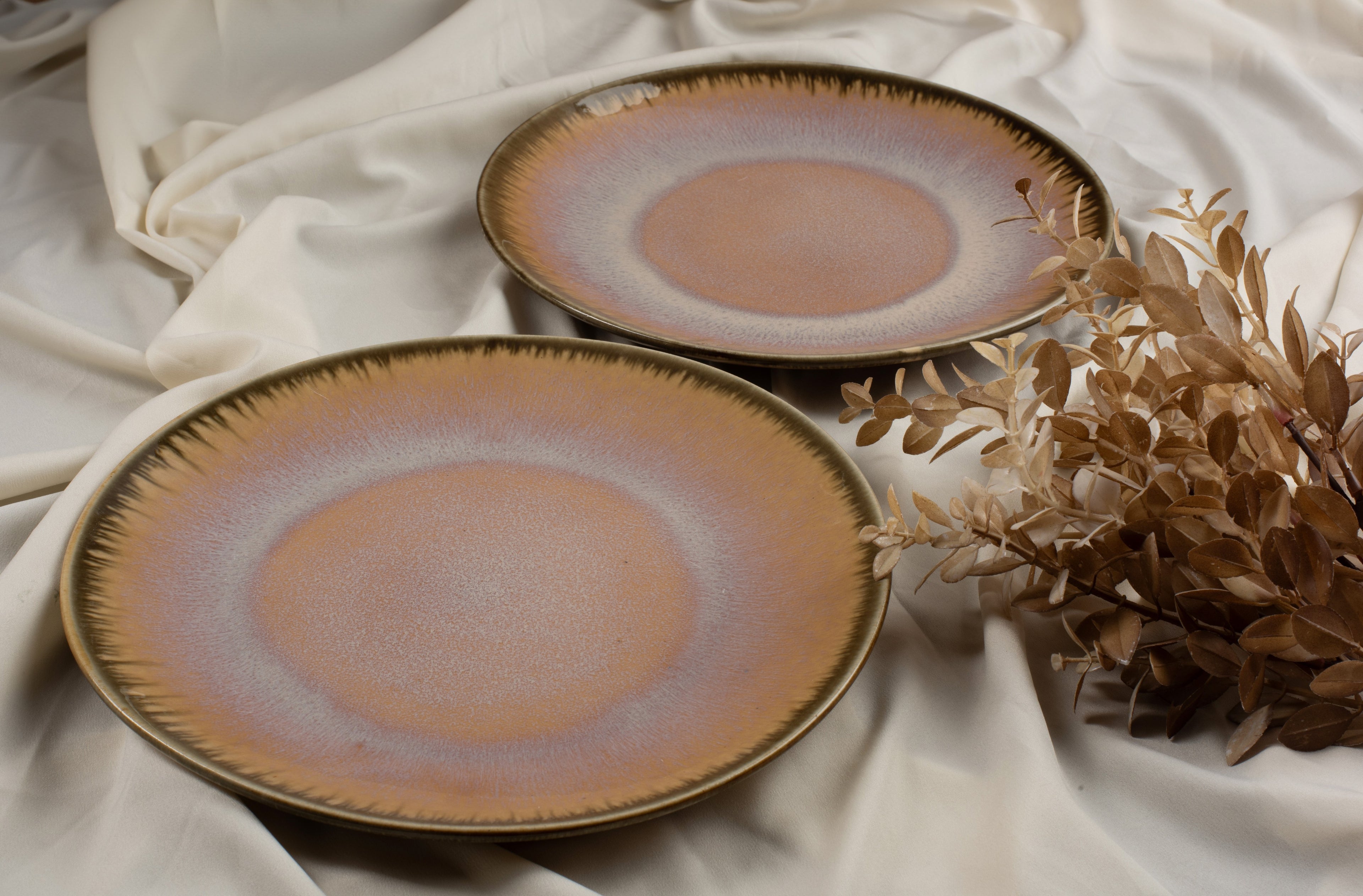 Ethereal Aurora Plate