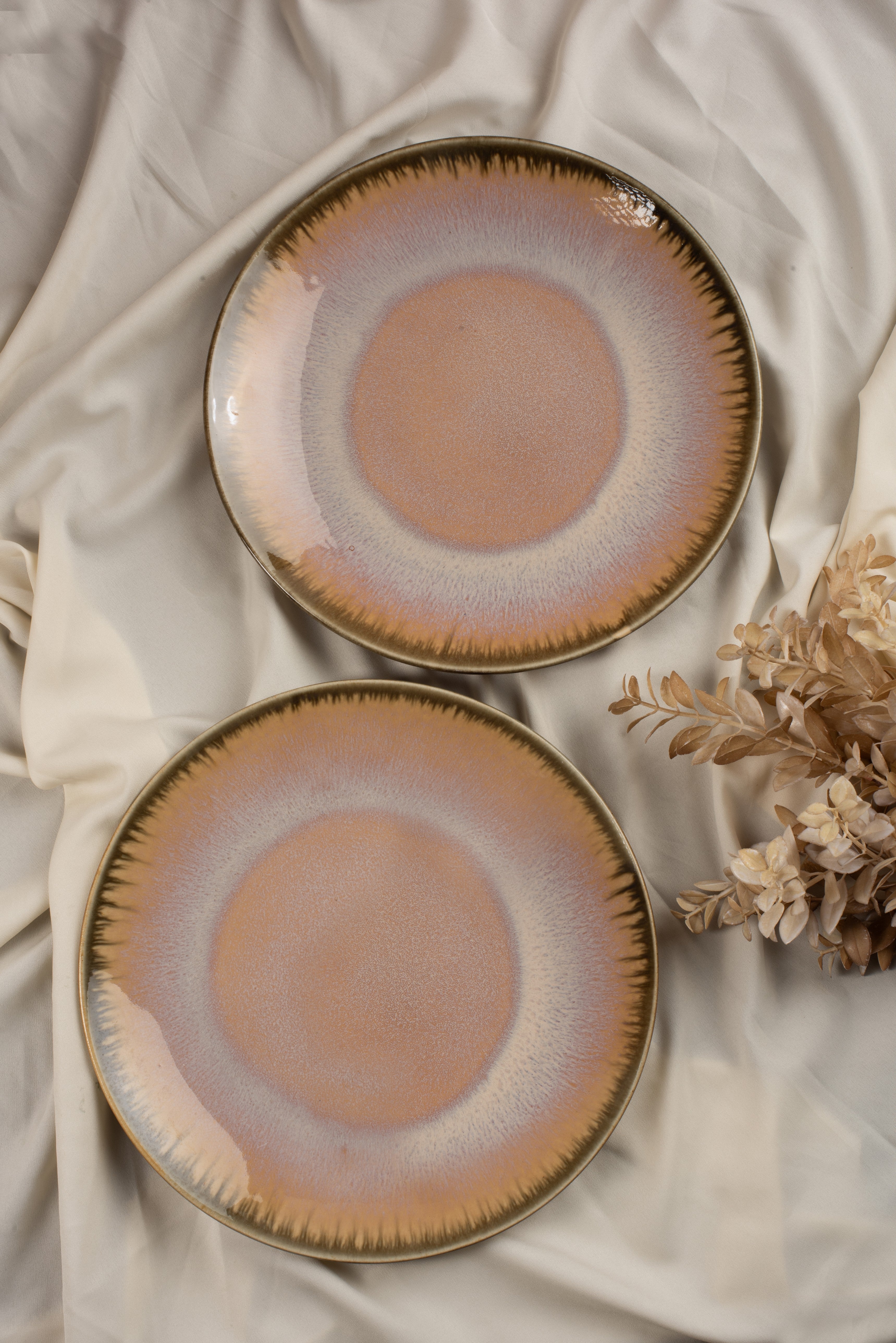 Ethereal Aurora Plate