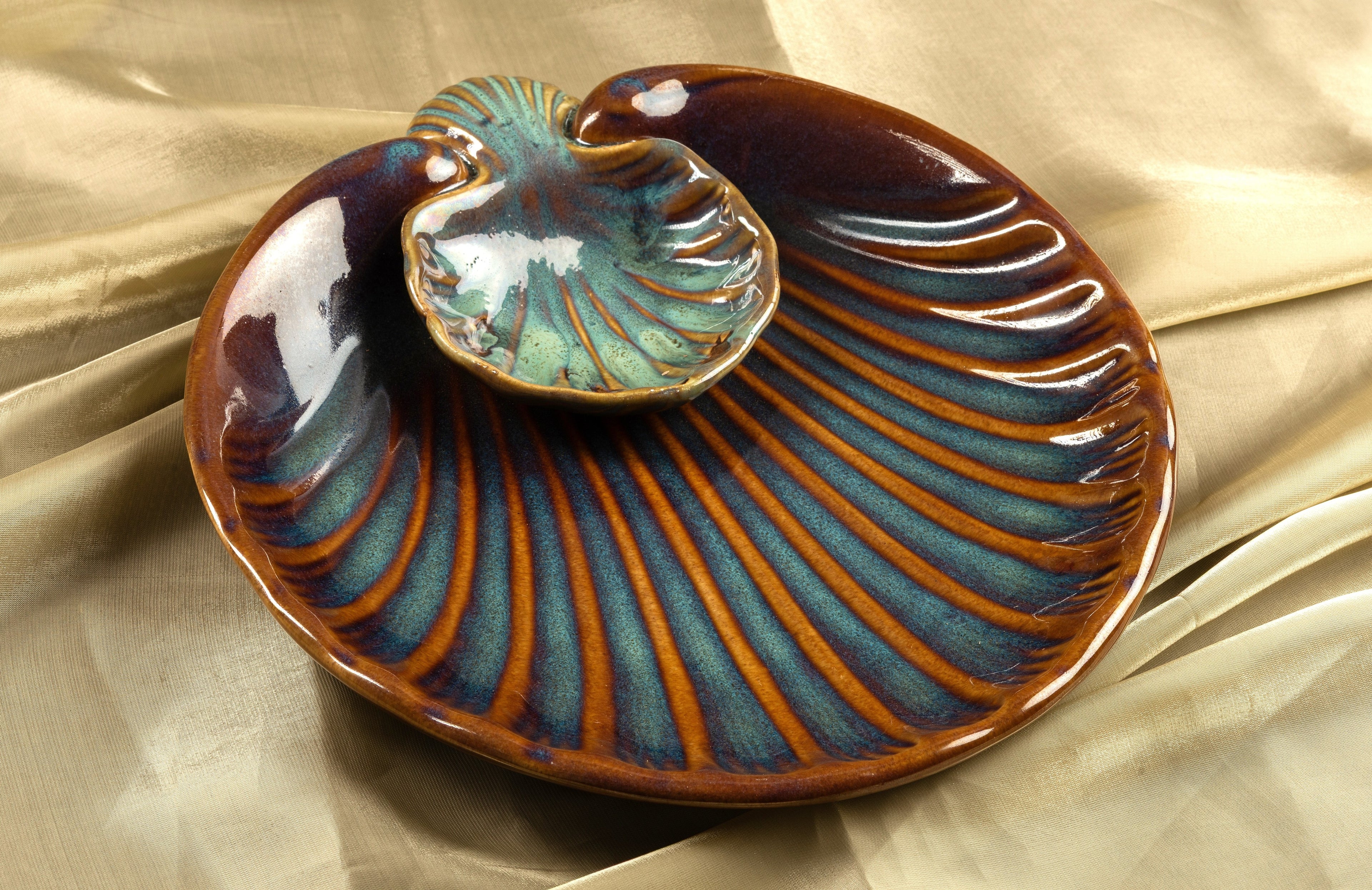 Nautilus Glaze Platter