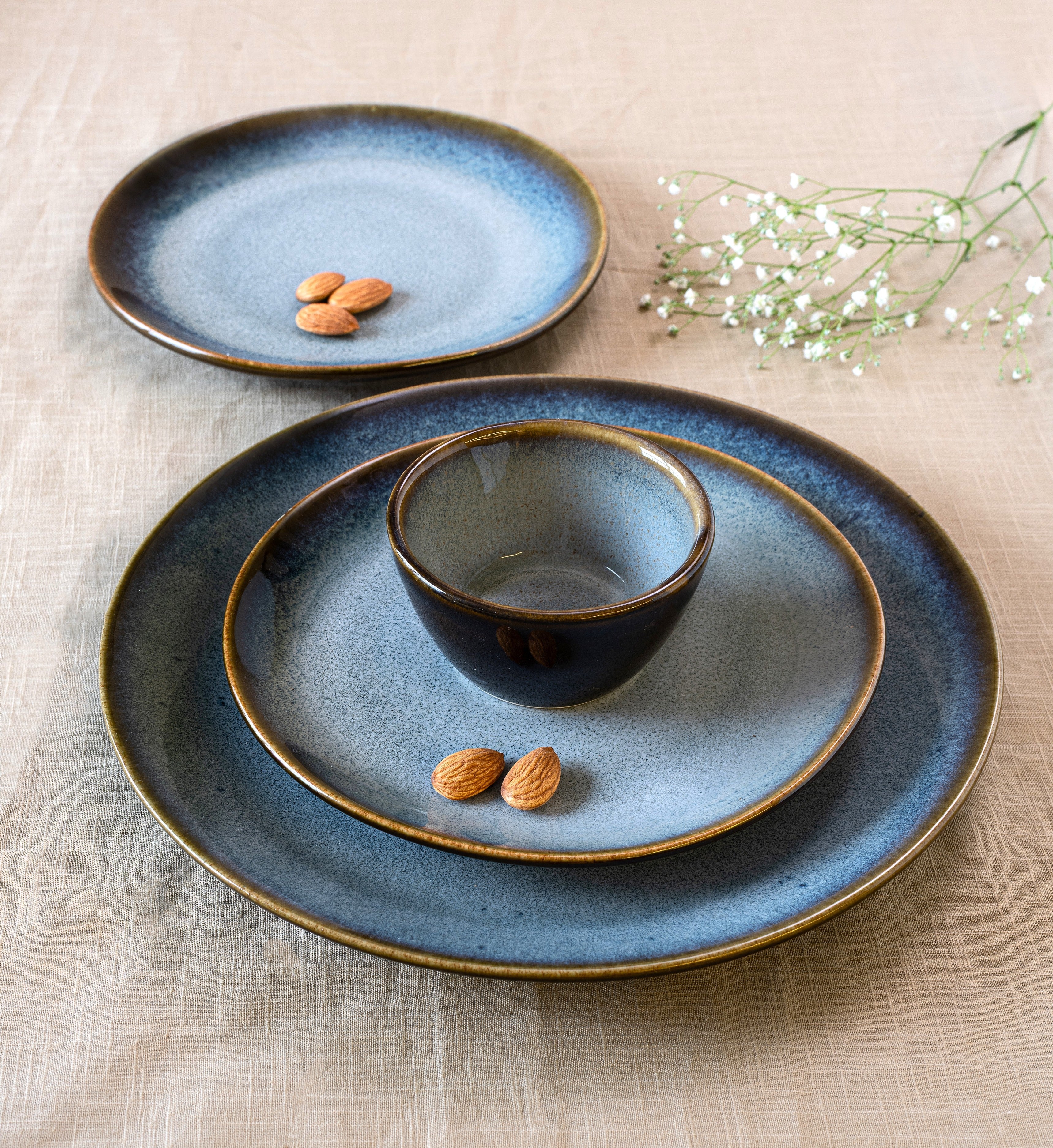 Stormy Coast Dinner Set